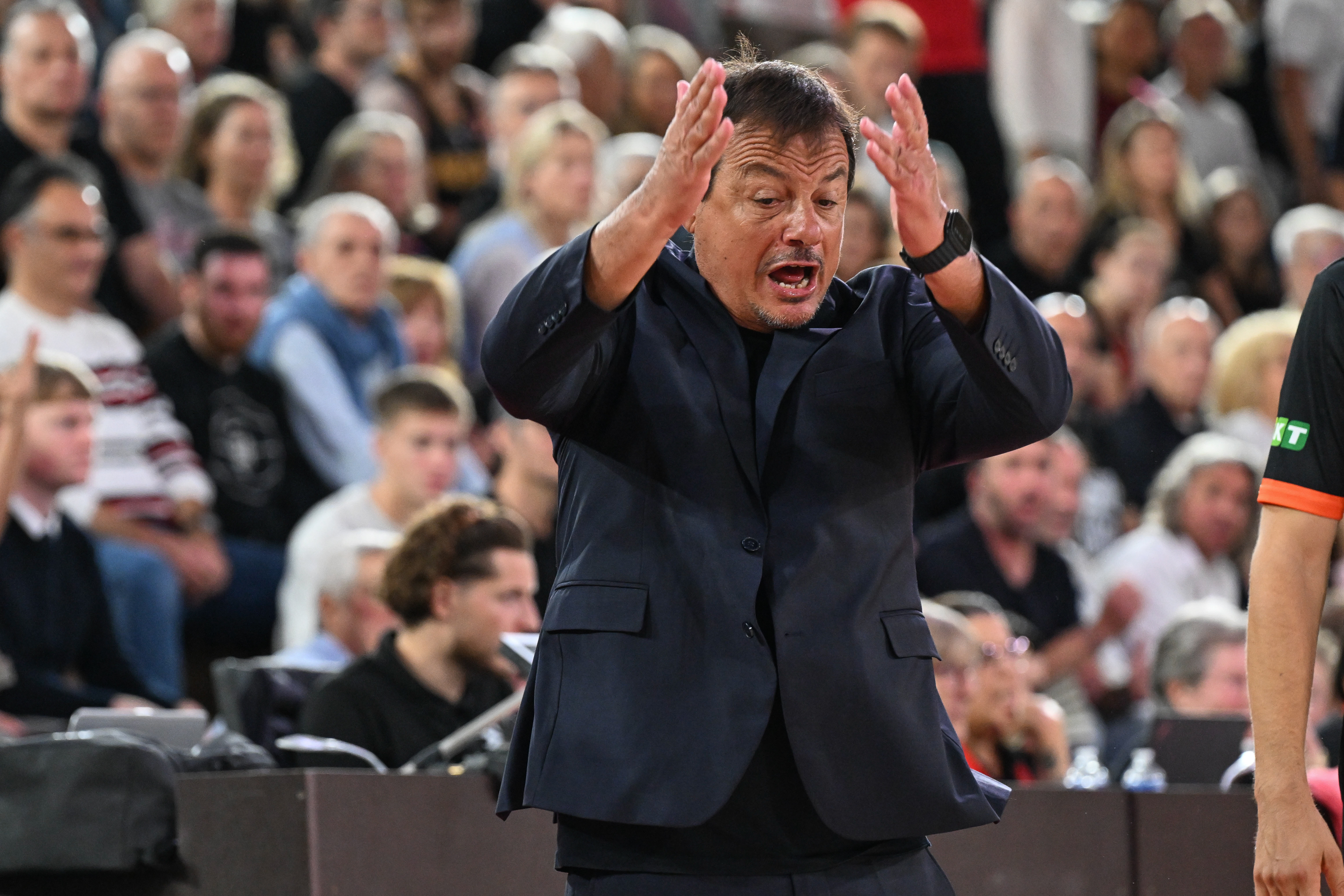 Αινιγματικός ο Εργκίν Αταμάν για μεταγραφή σέντερ: «Θα δούμε»