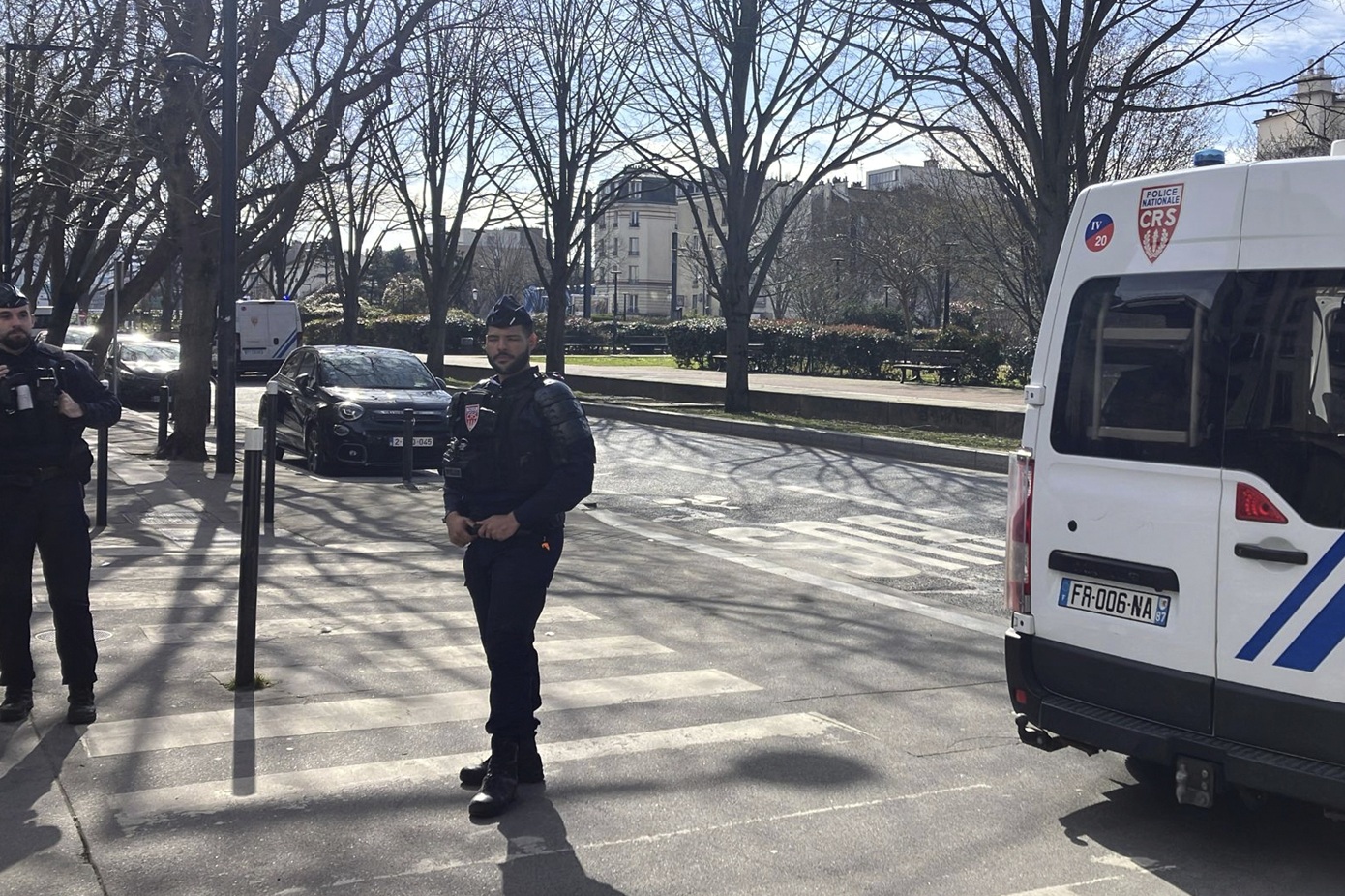 Έφηβοι αποκεφάλισαν αγελάδα και πυροβόλησαν το μοσχαράκι της – Ανέβασαν βίντεο στα social media από την αποτρόπαια πράξη