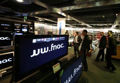 Au revoir&#8230; από τη FNAC