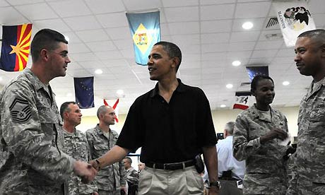 Εμμένει στην αμερικανική πολιτική στο Αφγανιστάν ο Ομπάμα