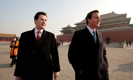 Στην Κίνα ο πρωθυπουργός της Μεγάλης Βρετανίας