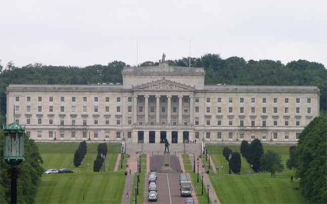 Ψηφίζει προϋπολογισμό και διαλύεται η ιρλανδική Βουλή