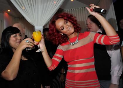 Πρωτοχρονιάτικο ξεσάλωμα για τη Rihanna