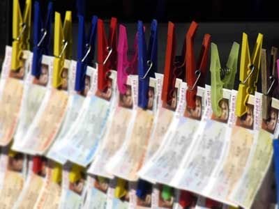 Άρπαξαν 2.500 ευρώ από λαχειοπώλη