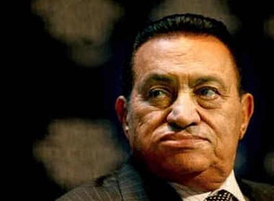 Διακοπή των επικοινωνιών είχε διατάξει το καθεστώς Μουμπάρακ