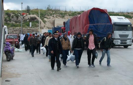 Επείγοντα μέτρα συνδρομής της Ιταλίας για τους Τυνήσιους πρόσφυγες