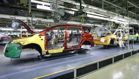 Προαναγγελία για κλείσιμο 12 εργοστασίων της Fiat