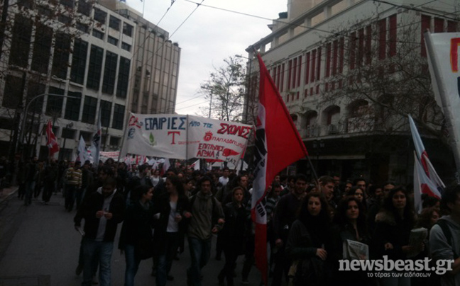 Στην Ομόνοια κατευθύνεται η πορεία