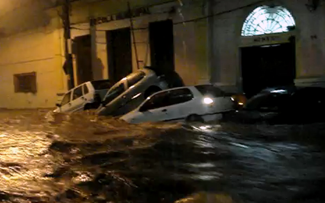 Καταρρακτώδεις βροχές και πλημμύρες έπληξαν το Ρίο