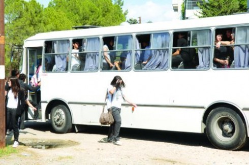 Από Δευτέρα μαθητικά δρομολόγια τέλος