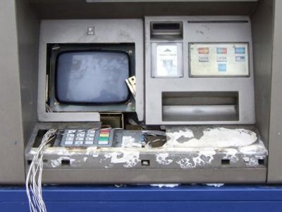 Ανατίναξαν ATM τράπεζας στον Ωρωπό