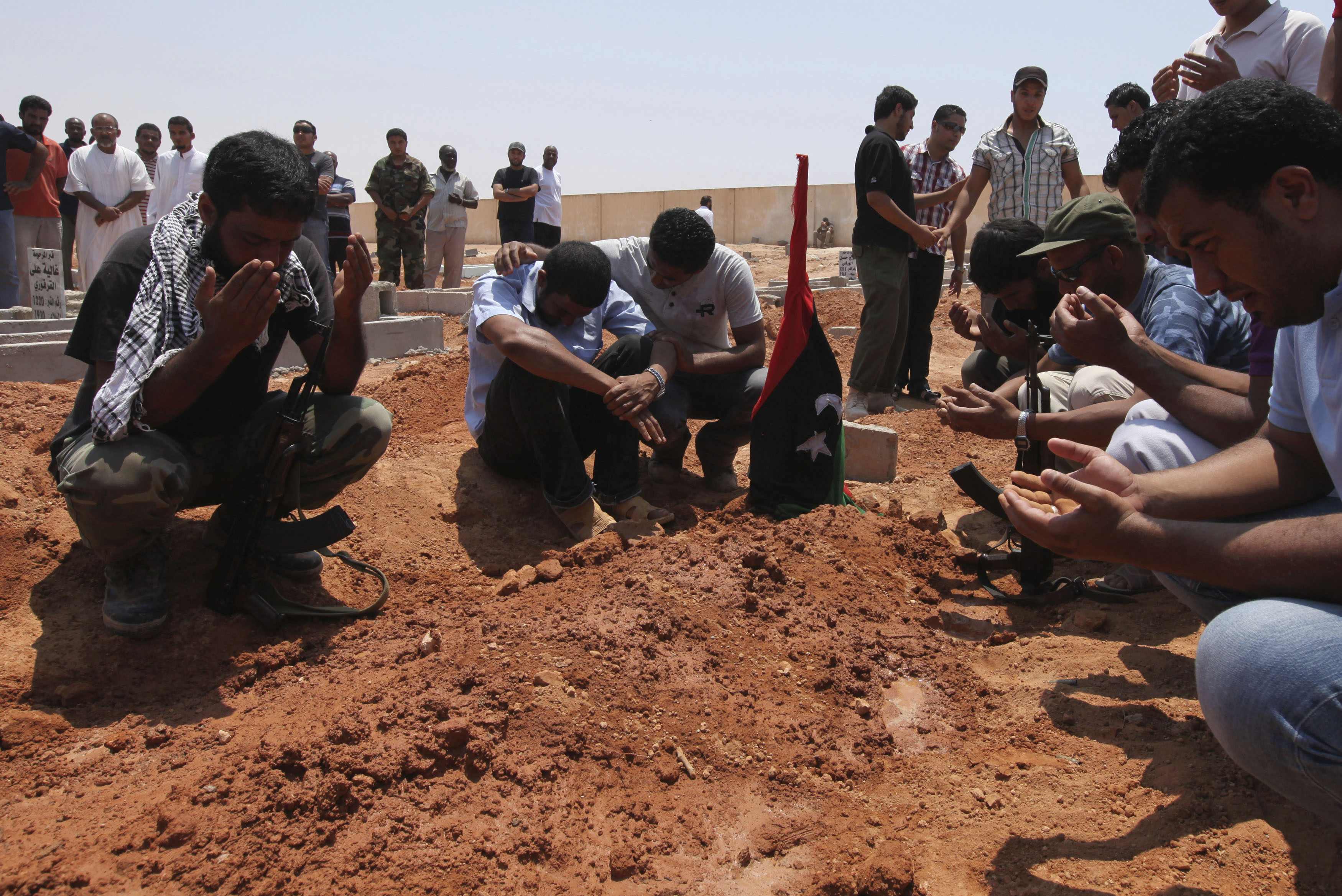 Τραυματίστηκαν περισσότεροι από 120 Λίβυοι αντάρτες