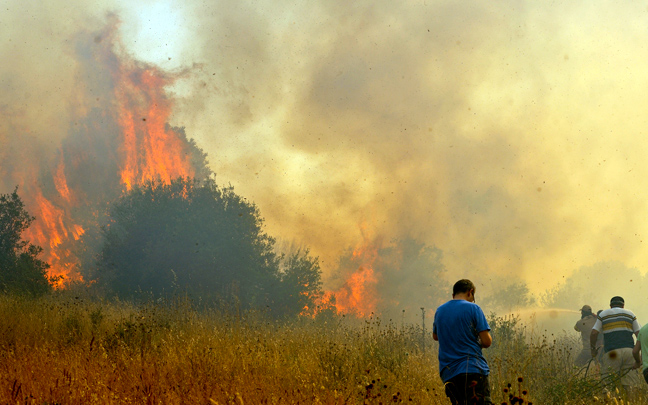 Πυρκαγιές σε Πολυδένδρι Αττικής και Λουτράκι