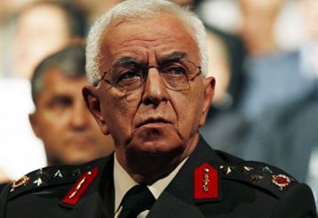 Παραιτήθηκε ο αρχηγός ενόπλων δυνάμεων της Τουρκίας