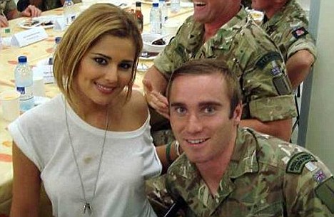 Η Cheryl Cole και ο στρατιώτης της