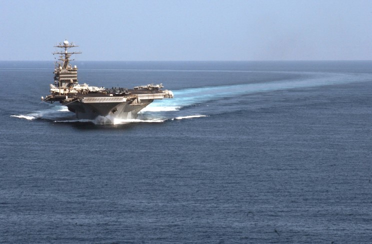 Αμερικανικό πολεμικό πλοίο εισήλθε στον Περσικό Κόλπο