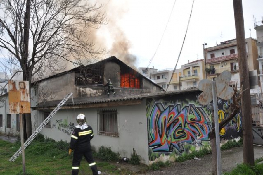 Κάηκε η Κεντρική Σκηνή του ΔΗΠΕΘΕ Καλαμάτας