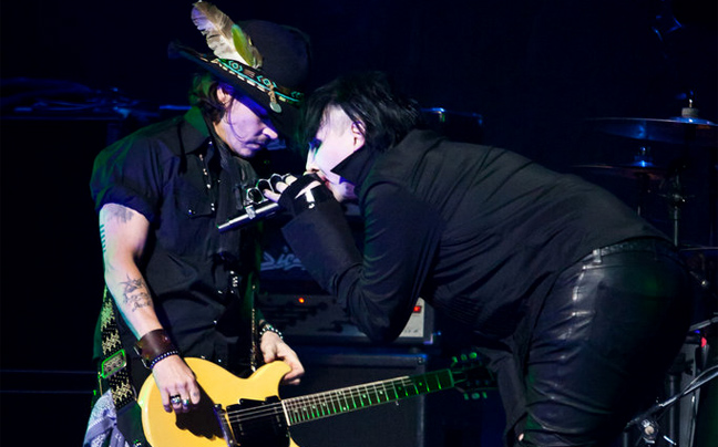 Ο Johnny Depp «ροκάρει» με τον Marilyn Manson
