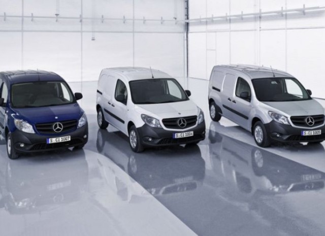 Το νέο Citan αποκαλύπτει η Mercedes