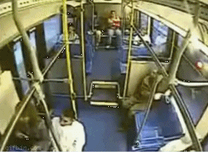 Όταν ένα λεωφορείο φρενάρει απότομα