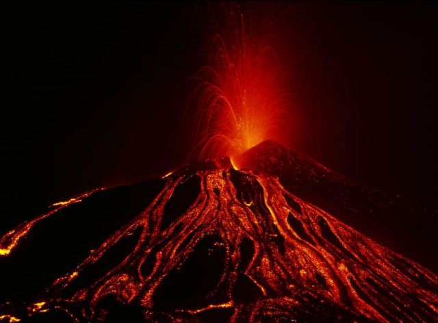 Στην καρδιά των ηφαιστείων