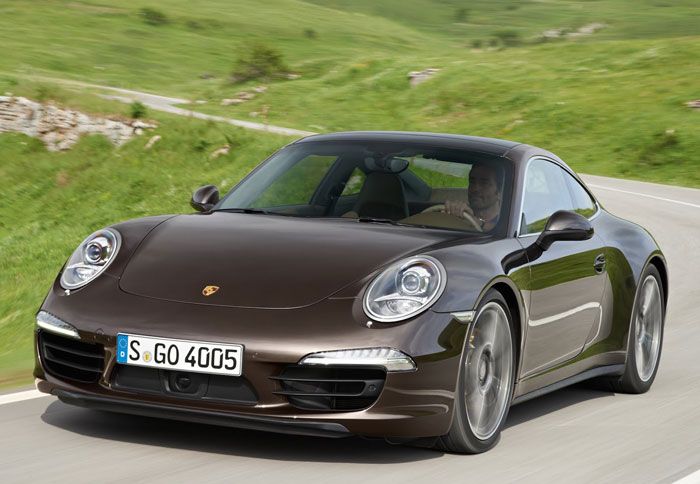 Πρεμιέρα για την Porsche 911 Carrera 4