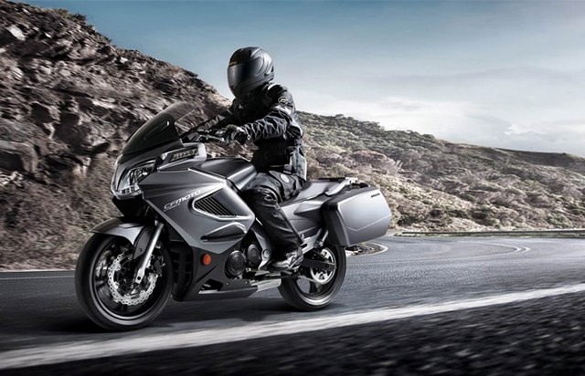 Κινέζικο αντίγραφο του Honda STX1300 Pan European