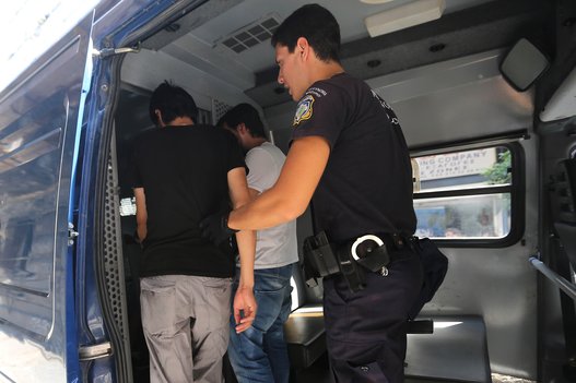 Νέες απελάσεις παράνομων μεταναστών