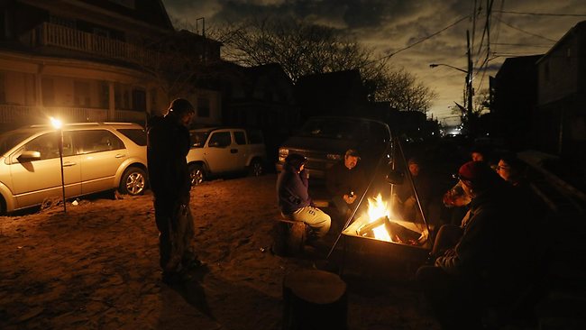 Χωρίς ρεύμα 715.000 νοικοκυριά και επιχειρήσεις μετά τον Σάντι