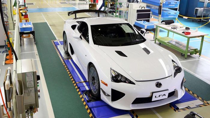 «Ξεπούλησε» το Lexus LFA