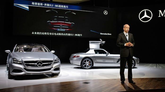 H Daimler μειώνει τις προσδοκίες της για το 2013