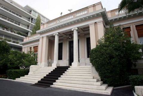 Ασφυξία στην κυβέρνηση από το αδιέξοδο με την τρόικα