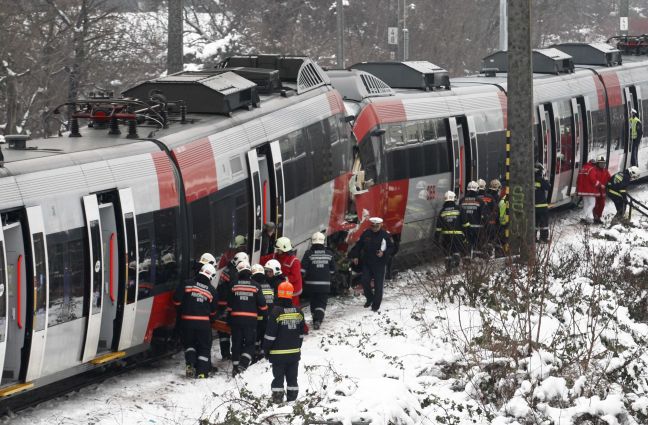 Πέντε σοβαρά τραυματίες στη Βιέννη