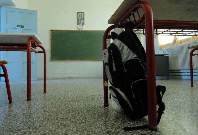 Καταγγέλλουν παρέμβαση της Χρυσής Αυγής σε σχολείο της Αττικής