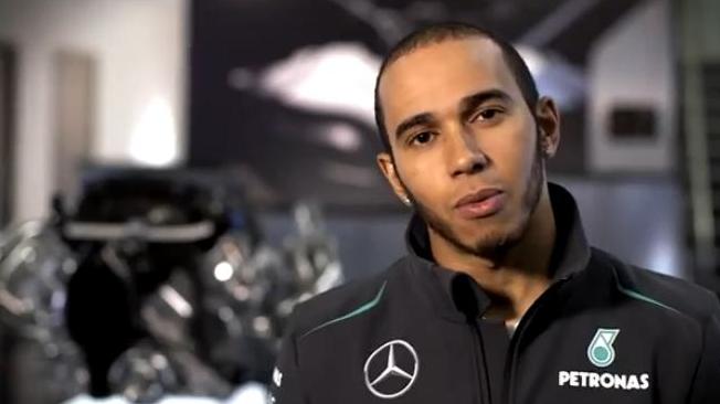 Η πρώτη μέρα του Hamilton στη Mercedes