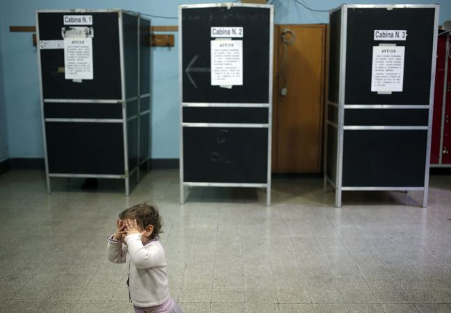 Δεύτερη μέρα εκλογών στην Ιταλία