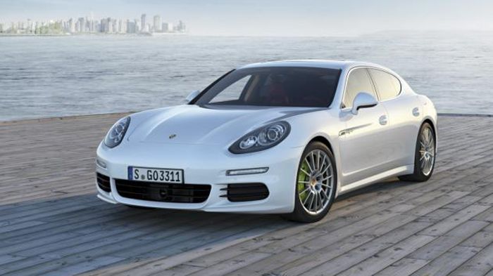 Νέες υβριδικές Porsche ελαφρύτερες κι ισχυρότερες