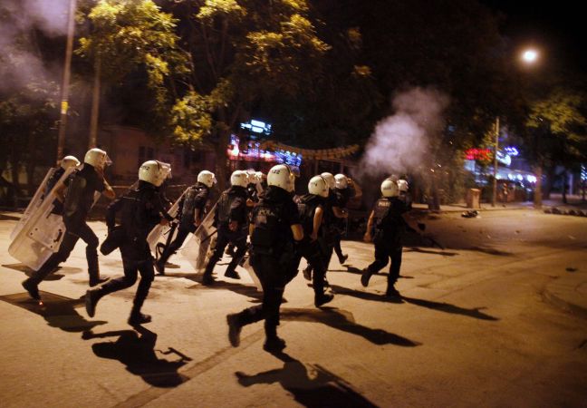 Δακρυγόνα στις διαδηλώσεις κατά του Ερντογάν