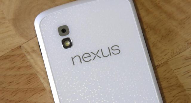 Εξαντλήθηκε σε χρόνο ρεκόρ το λευκό Nexus 4