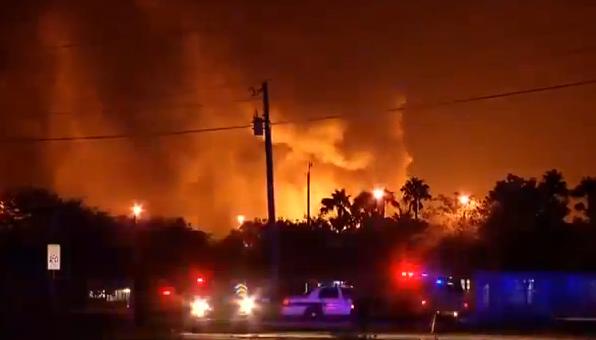 Εκρήξεις σε εργοστάσιο προπανίου στη Φλόριντα