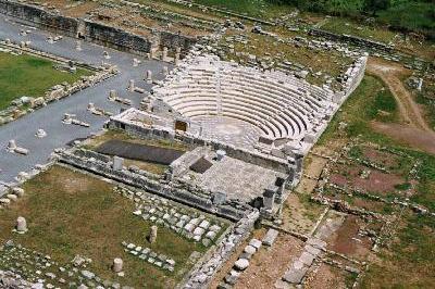 Επαναλειτούργησε το αρχαίο θέατρο Μεσσήνης