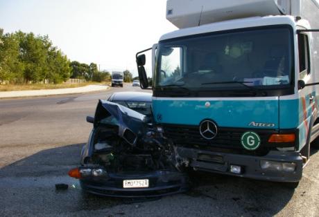 Τροχαίο με δύο τραυματίες κοντά στο πανεπιστήμιο Πατρών