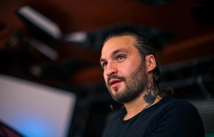 O Steve Angello στο Κέντρο Αθηνών