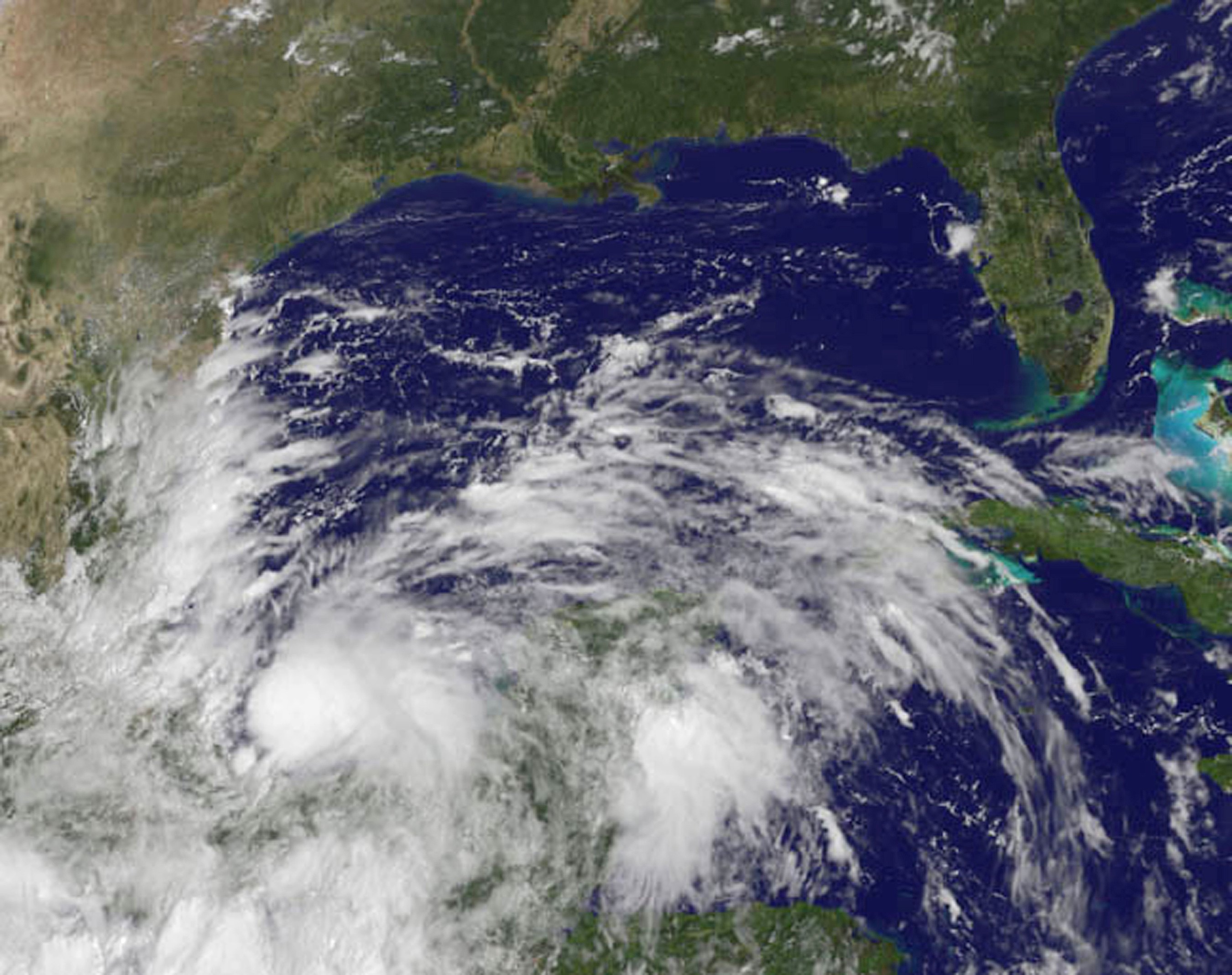 Σε τυφώνα ενδέχεται να εξελιχθεί η τροπική καταιγίδα Ίνγκριντ