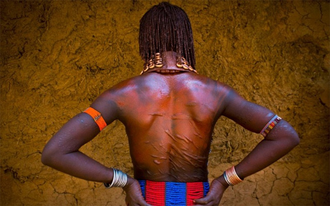 Η «κόκκινη» φυλή Hamar της Αιθιοπίας