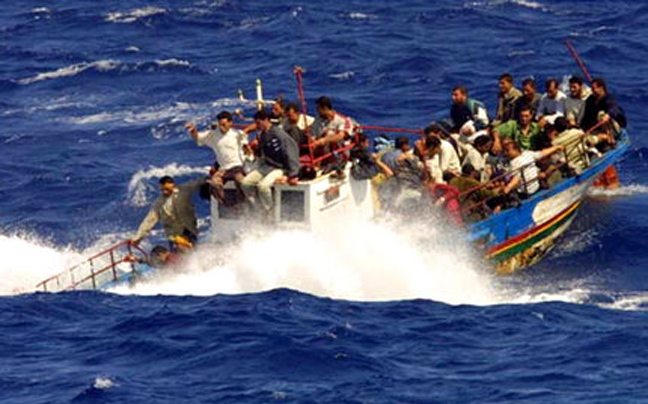 Κινδυνεύει να ναυαγήσει κι άλλο πλοίο στη Μεσόγειο