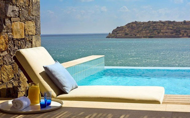 Δύο ελληνικά ξενοδοχεία στα 100 καλύτερα του κόσμου