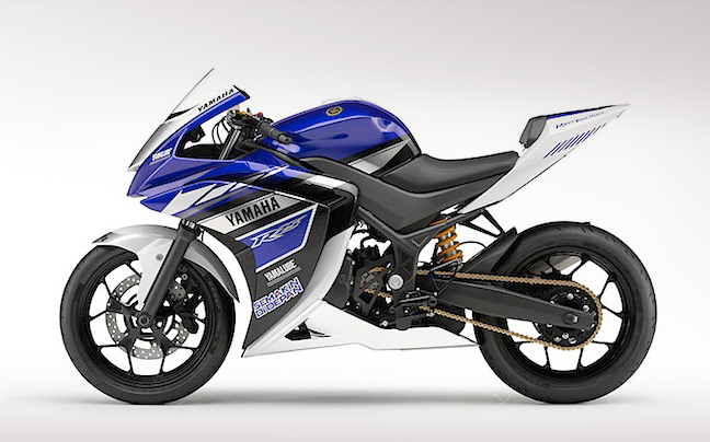 To Yamaha R25 2015 κοντά στην παραγωγή