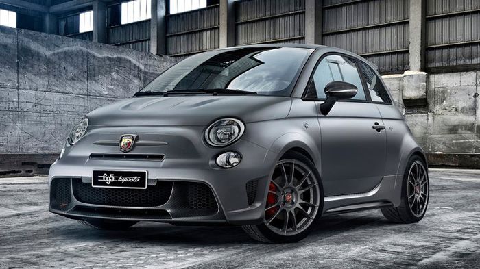 Abarth 695 biposto με 190 ίππους