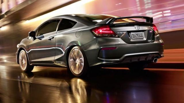 Τα νέα Honda Civic Si Coupe και Sedan στην παραγωγή